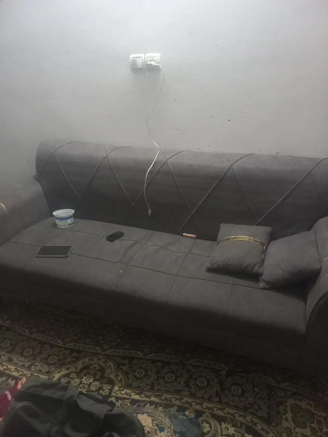 مبل|مبلمان خانگی و میز عسلی|بومهن, |دیوار