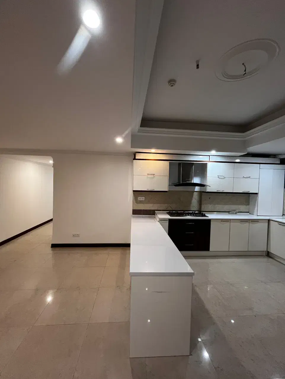 ۱۸۰ متر ۳خواب کوهسار درکه فول