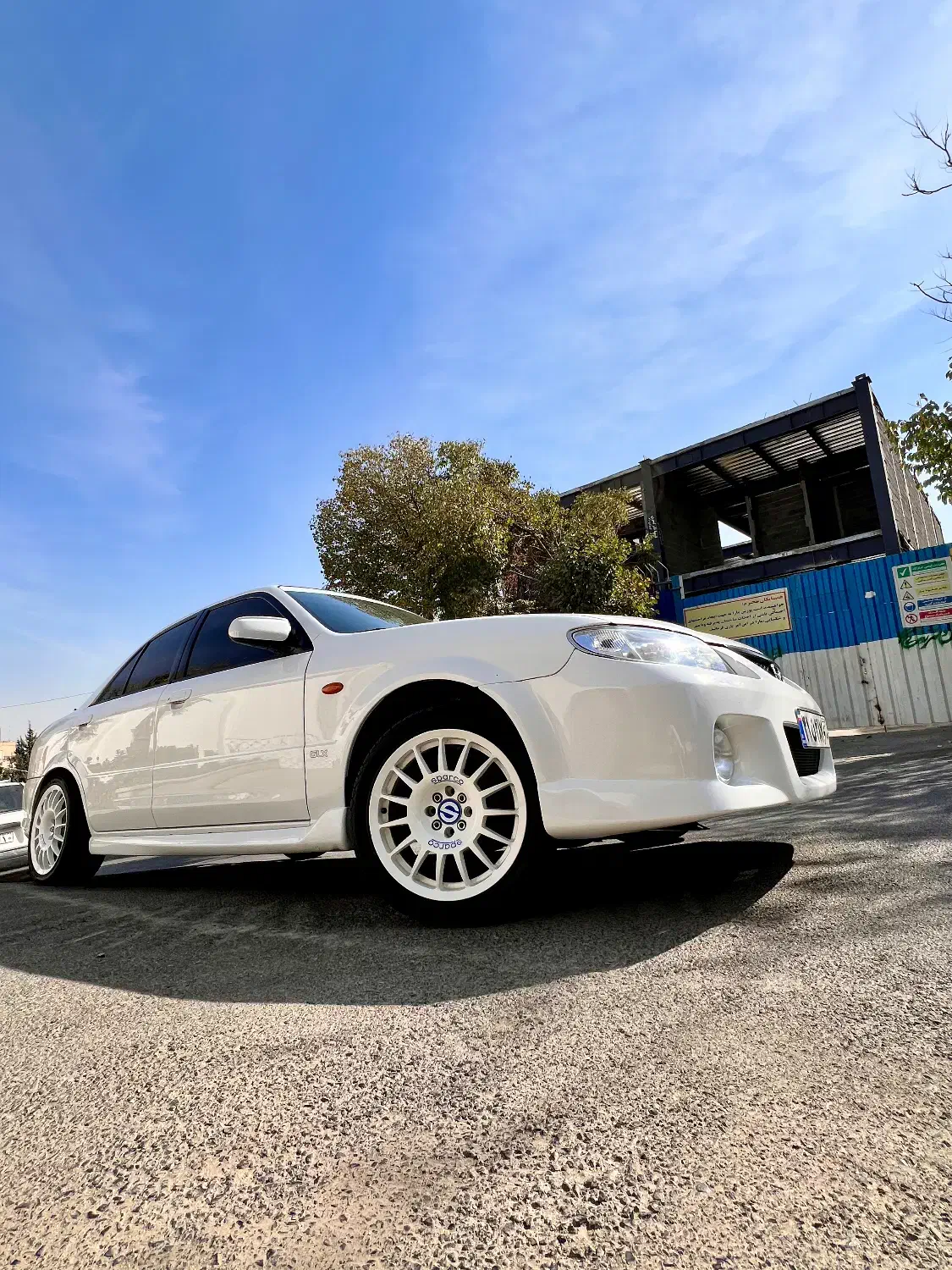 مزدا ۳۲۳|خودرو سواری و وانت|تهران, ایوانک|دیوار