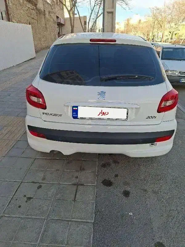 207i مدل ۱۴۰۲|خودرو سواری و وانت|اصفهان, بهارانچی|دیوار