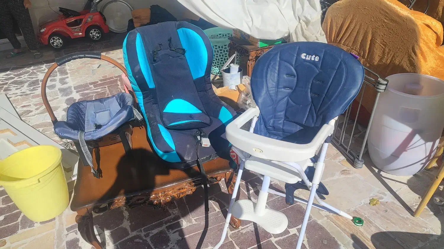 وسایل بچه قیمت خوب میدم|کالسکه و لوازم جانبی|میانه, |دیوار