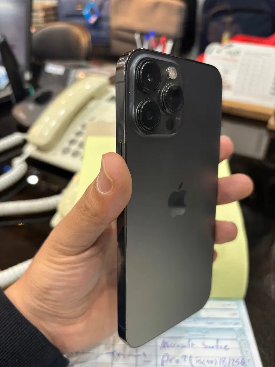 گوشی آیفون ۱۳ پرو مکس۲۵۶اصلی بدون باز شدگی باطری84|موبایل|اصفهان, باغ نگاره|دیوار