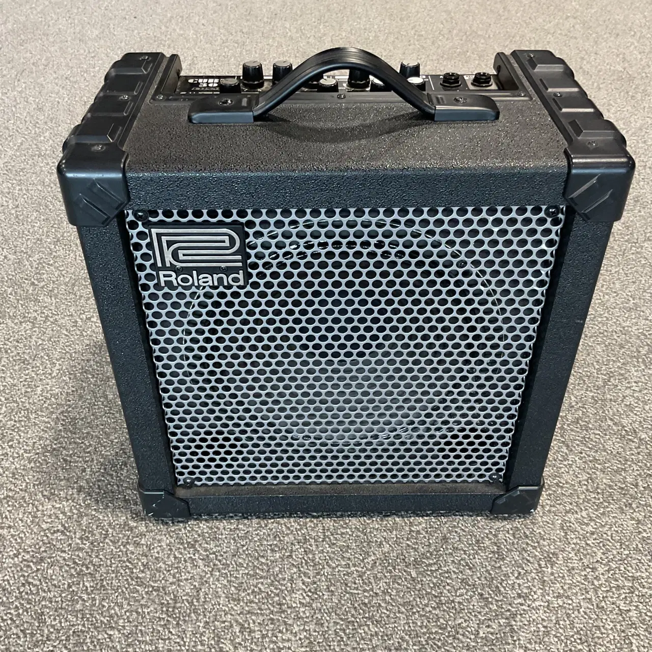 امپ roland cube 30|گیتار، بیس، امپلیفایر|تهران, شمس‌آباد|دیوار