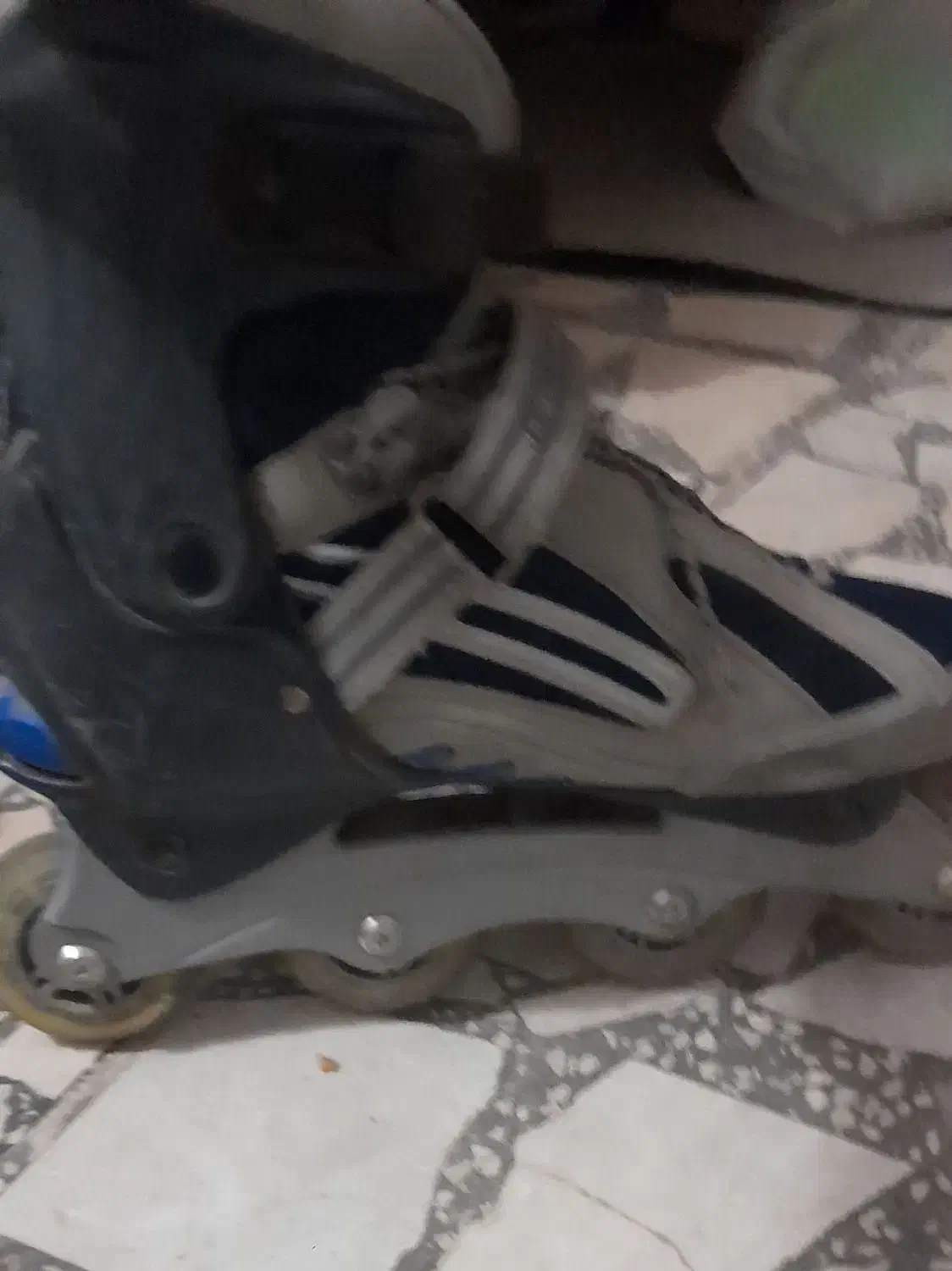 کفش اسکیت سایز های ۴۴،۴۳۴۲ وارداتی|دوچرخه، اسکیت، اسکوتر|زاهدان, |دیوار