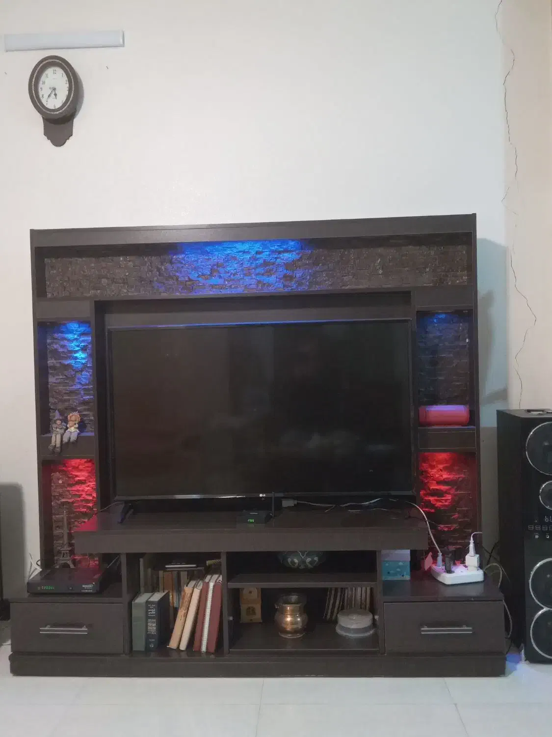 میز تلویزیون|میز تلویزیون|شاهین‌شهر, شهرک پردیس|دیوار