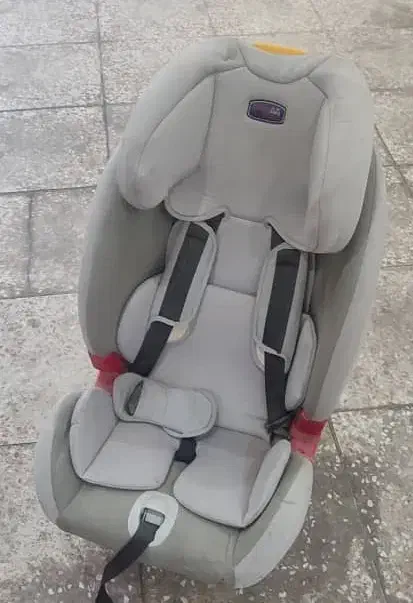 صندلی ماشین کودک|تخت و صندلی بچه|اسلامشهر, شهرک توحید|دیوار