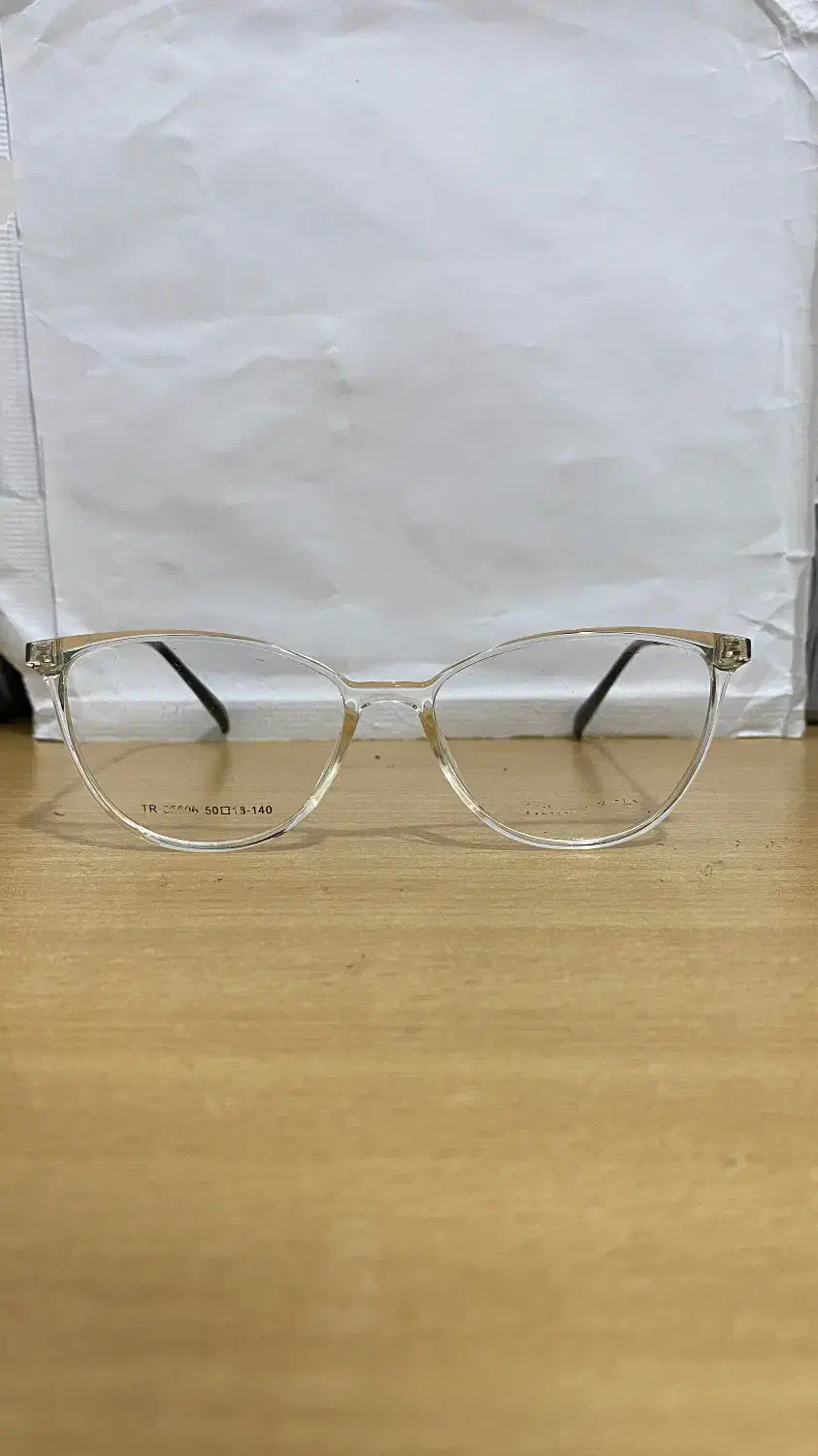 عینک طبی نو|زیورآلات و اکسسوری|دهدشت, |دیوار