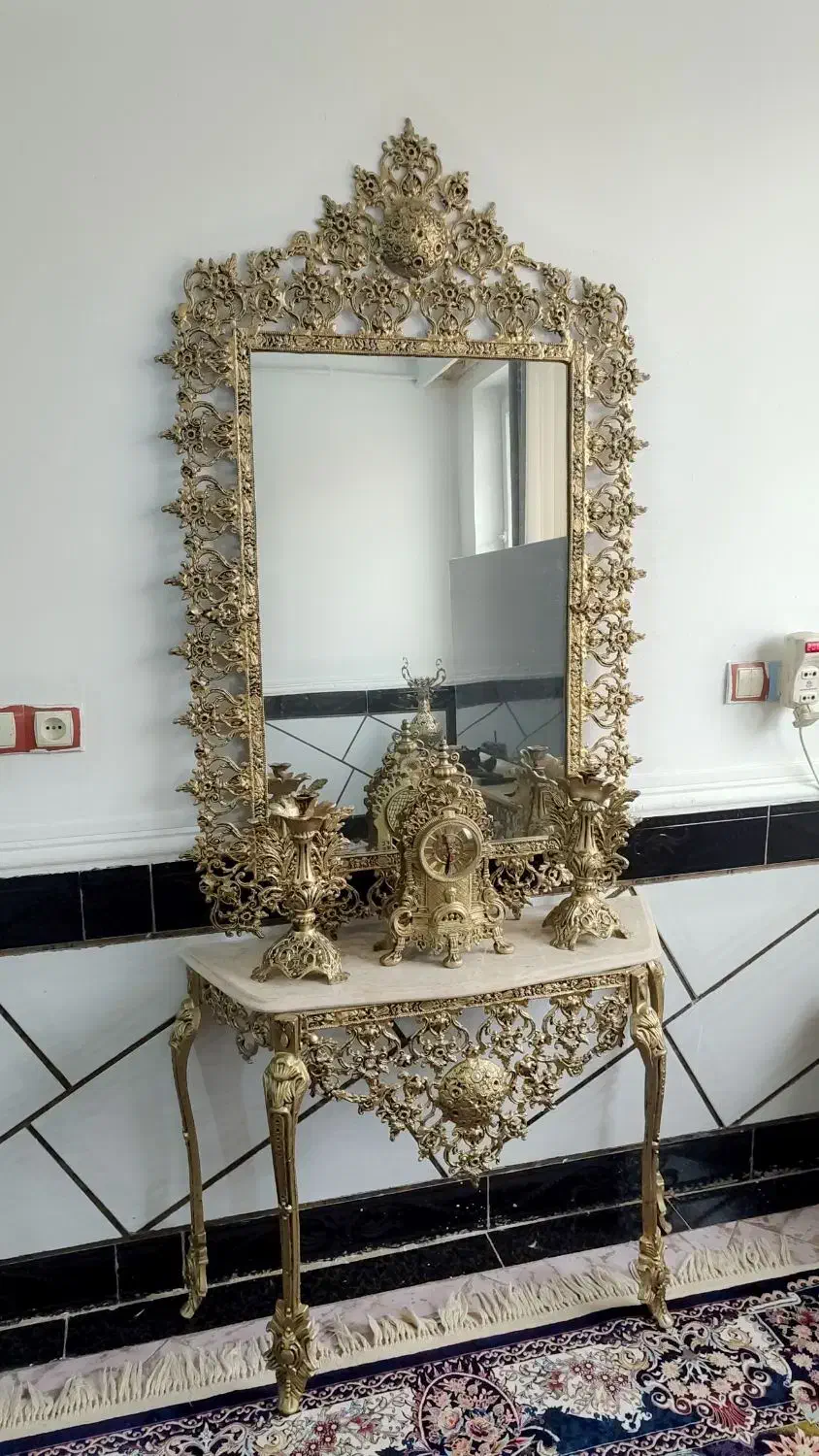 آینه شمعدان طرح برنز درجه یک ومبل راحتی|آینه|نورآباد, |دیوار