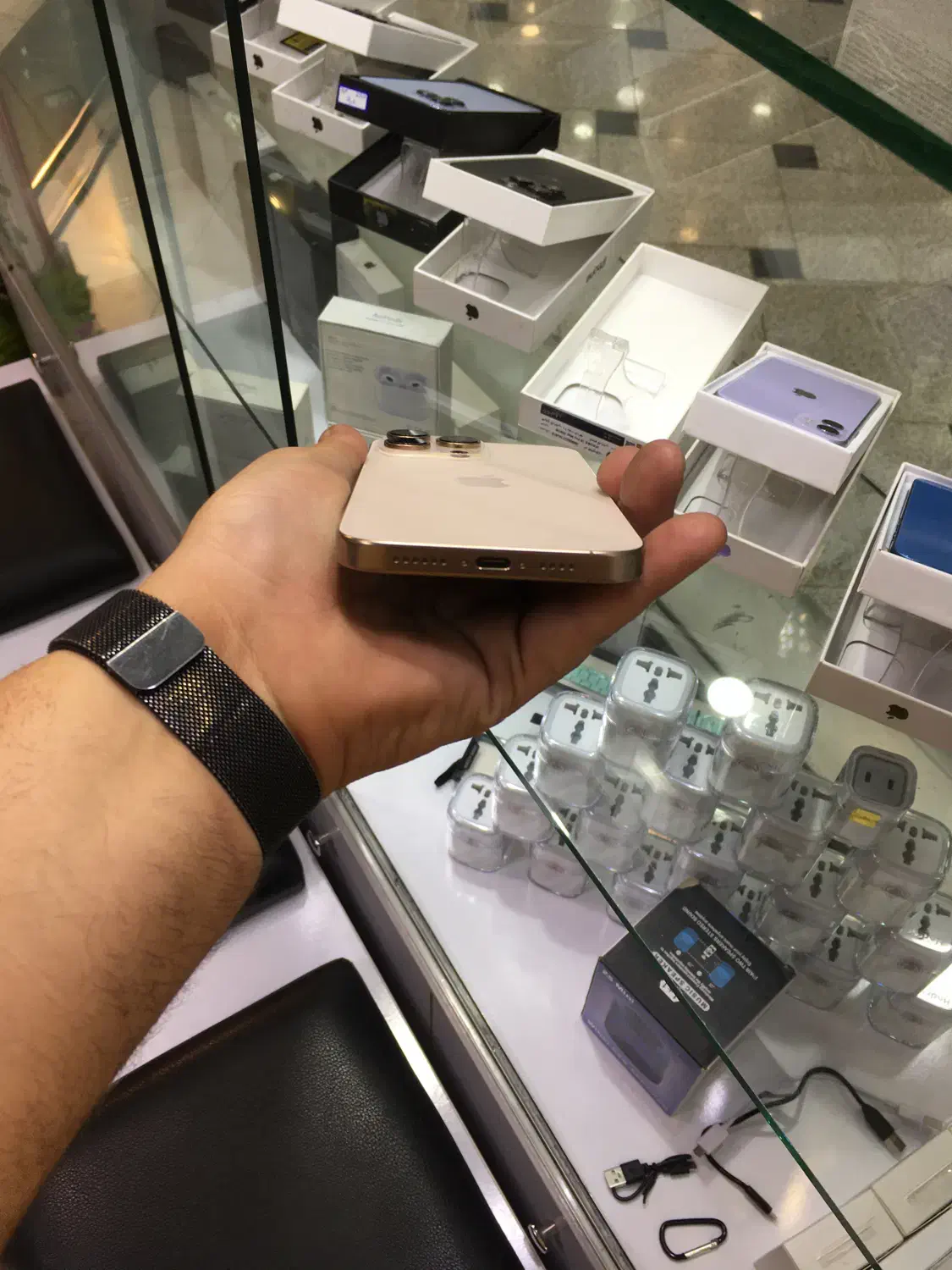 16 پرو مکس شرکتی|موبایل|رشت, چله خانه|دیوار