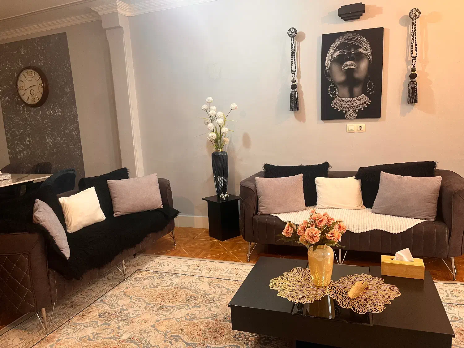 مبل تمیز و نو بدون هیچگونه اسیب|مبلمان خانگی و میز عسلی|اهواز, کیان اباد|دیوار