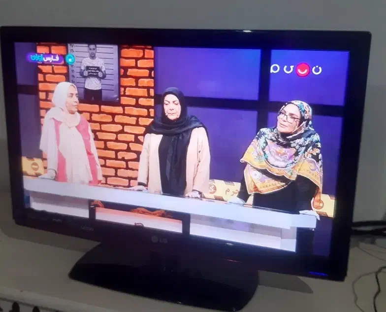۲۲اینچ الجی اصلی|تلویزیون و پروژکتور|کوهدشت, |دیوار