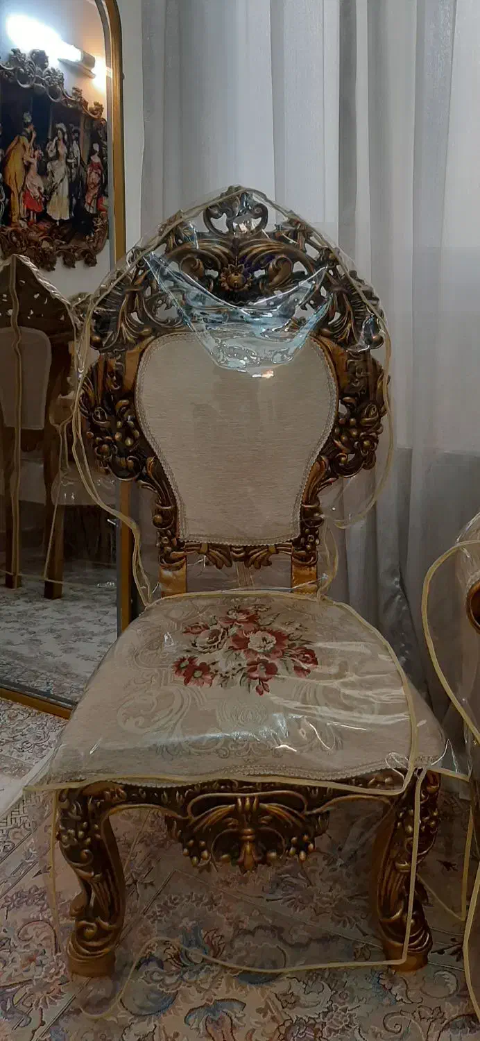 مبل ۵ نفره استیل یا کلاسیک همراه ناهار خوری|مبلمان خانگی و میز عسلی|تهران, مسعودیه|دیوار