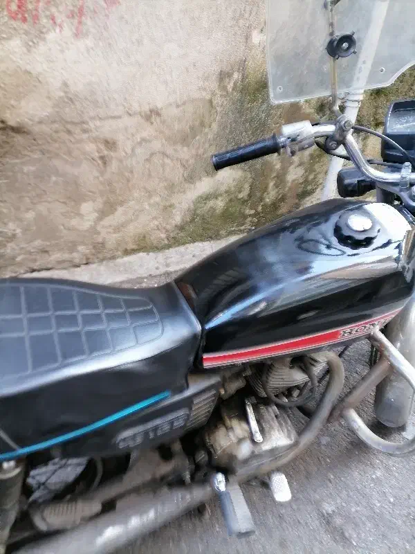 موتور هندا 125|موتورسیکلت|رشت, پورسینا|دیوار