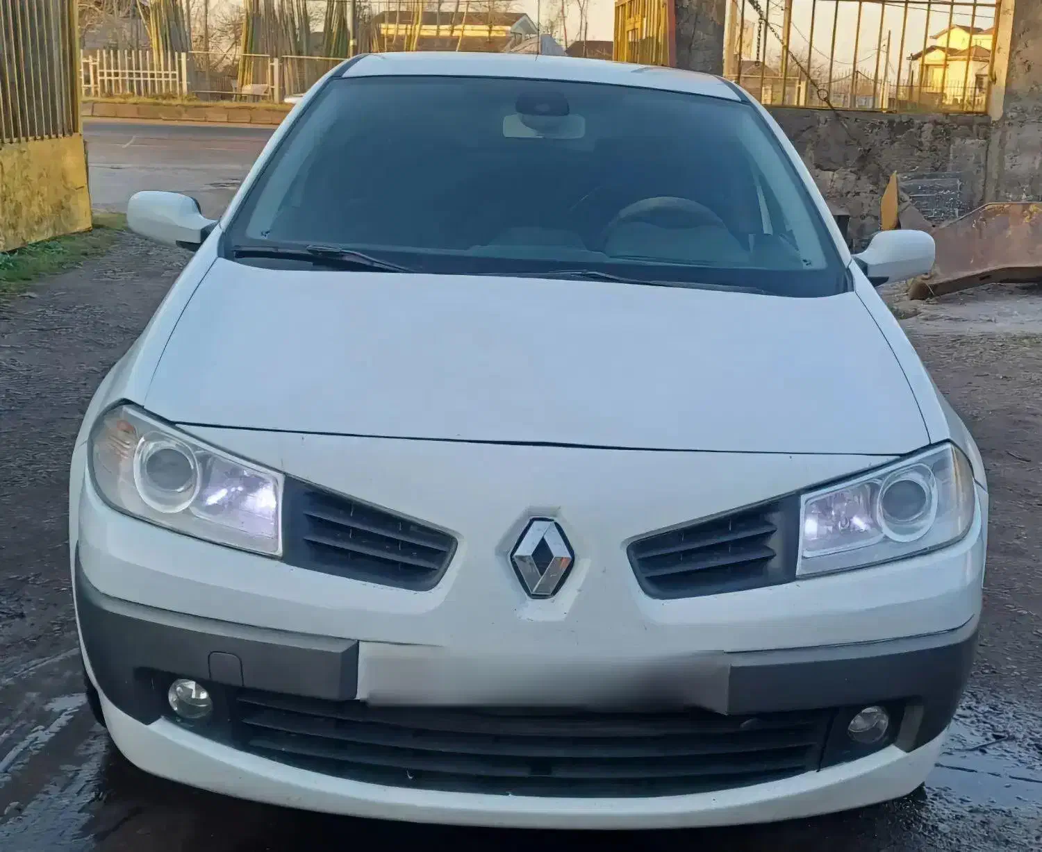 رنو مگان 2000|خودرو سواری و وانت|بندر انزلی, لیچارگی حسن رود|دیوار