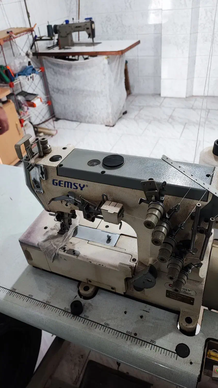 چرخ خیاطی صنعتی میان دوز|ماشین‌آلات صنعتی|آستارا, |دیوار