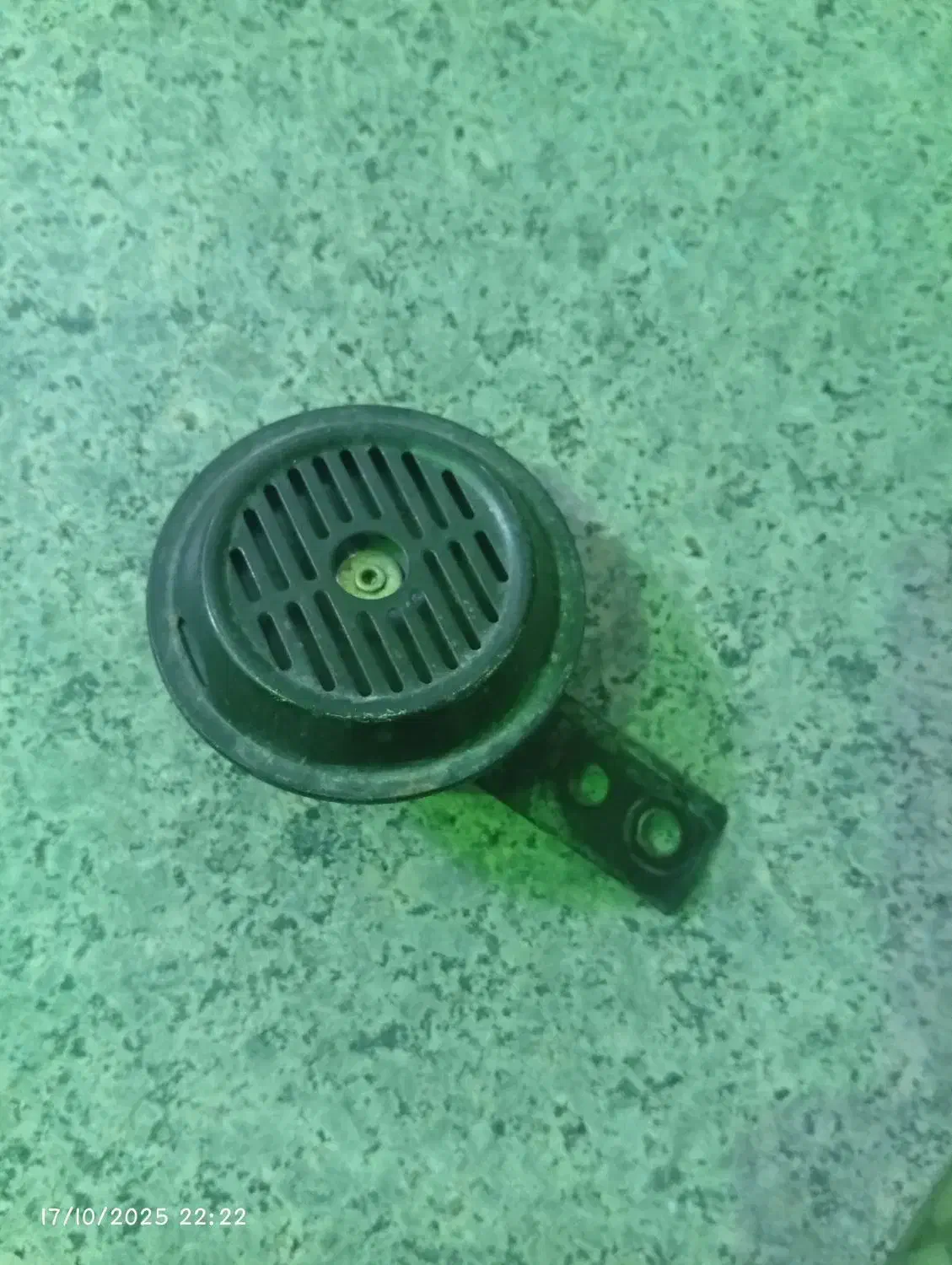 بوق ۱۲۵|دوچرخه، اسکیت، اسکوتر|نجف‌آباد, بازار|دیوار