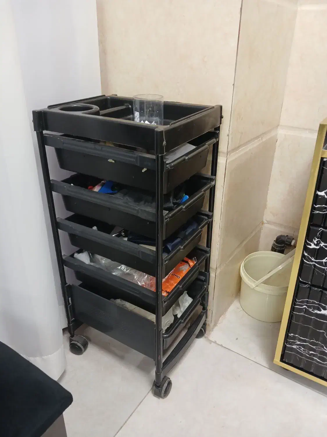 فروش فوری تمامی لوازم سالن زیبایی|آرایشگاه و سالن‌های زیبایی|آستانه اشرفیه, |دیوار