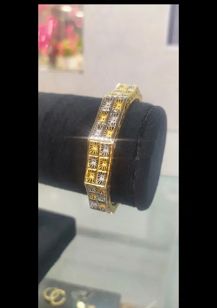 دستبند تک پوش|جواهرات|قم, نیروگاه|دیوار