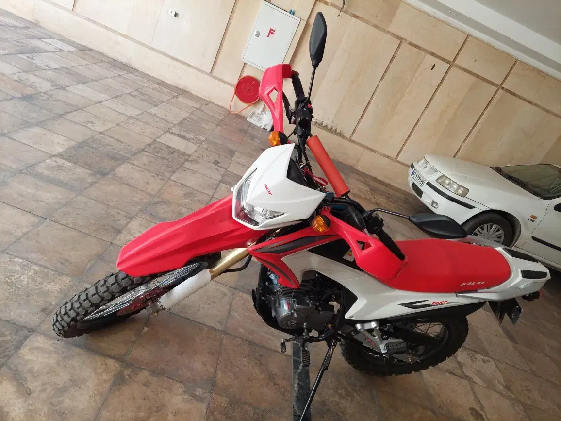 فلات  ۲۰۰ crf نیوفیس|موتورسیکلت|مشهد, آزادشهر|دیوار