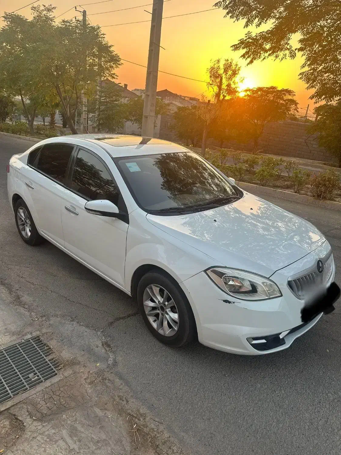برلیانس h330 مدل ۹۷ دنده اتوماتیک موتور ۱۶۵۰|خودرو سواری و وانت|تهران, جنت‌آباد شمالی|دیوار