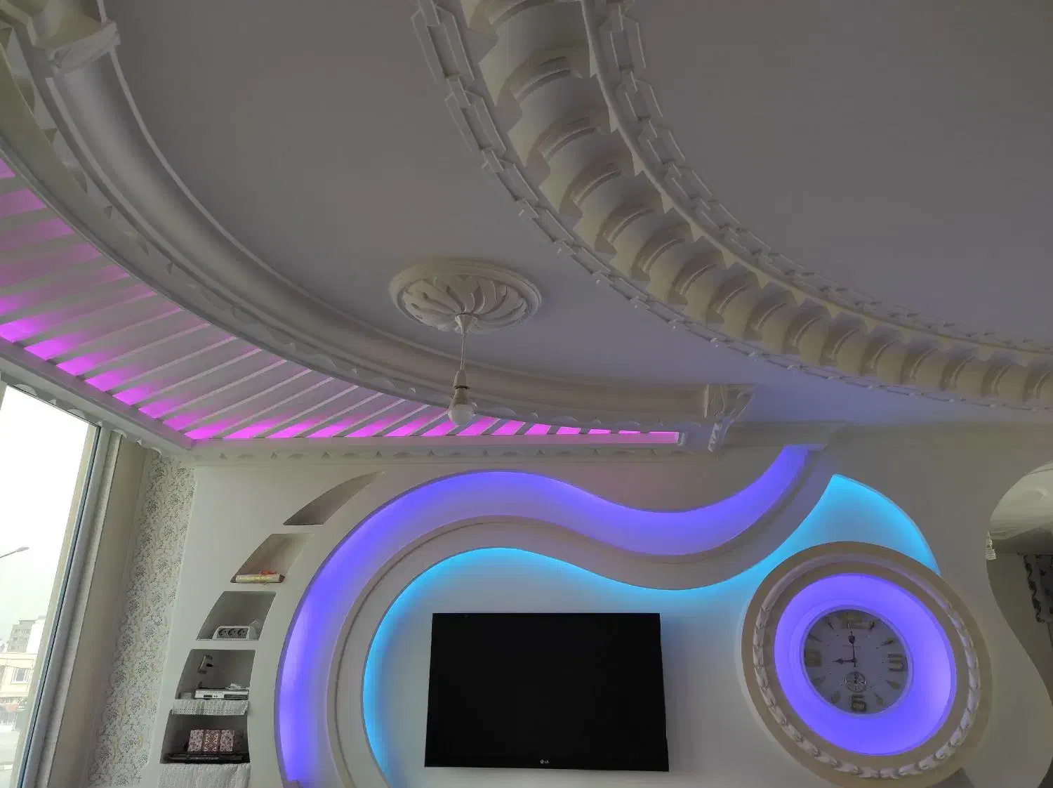 انجام گچکاری سفیدکار گچبری ابزارکار|خدمات پیشه و مهارت|کرمانشاه, |دیوار