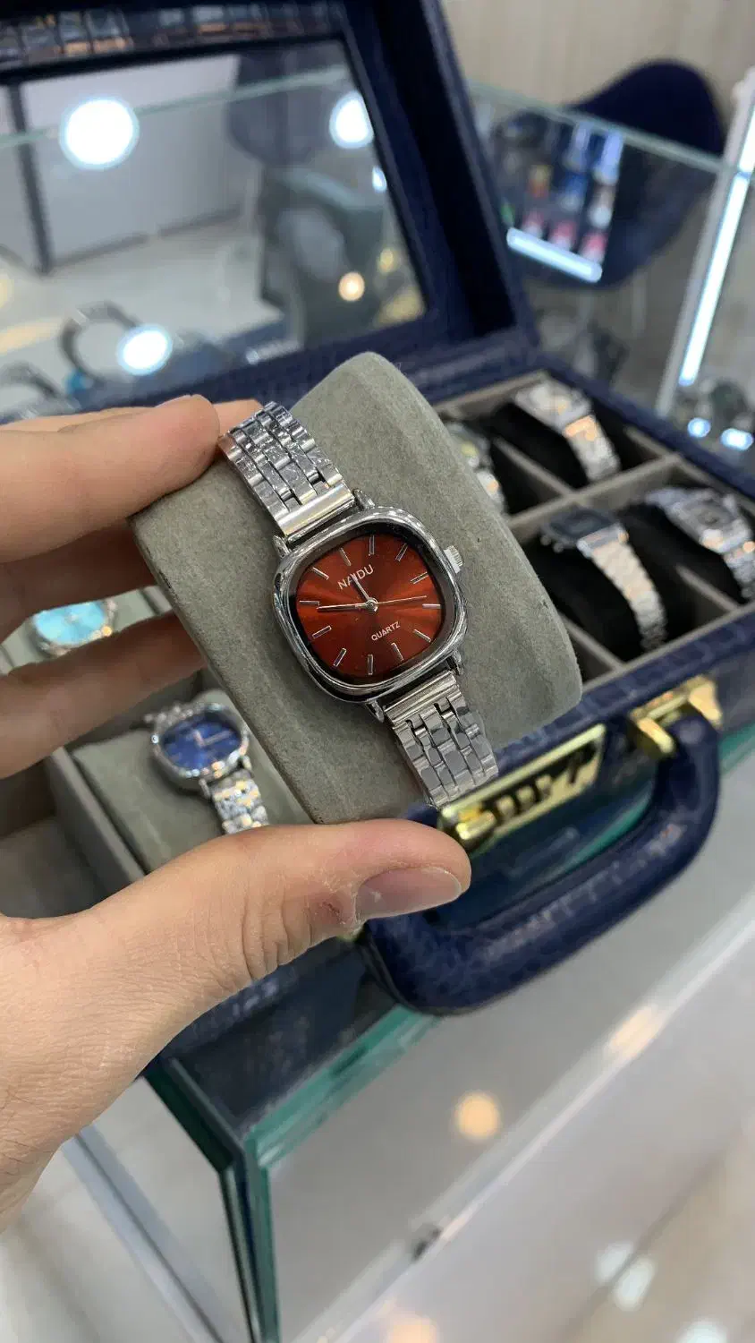 ساعت زنانه فلزی نایدو مناسب هدیه روز زن|ساعت|مشهد, الهیه|دیوار