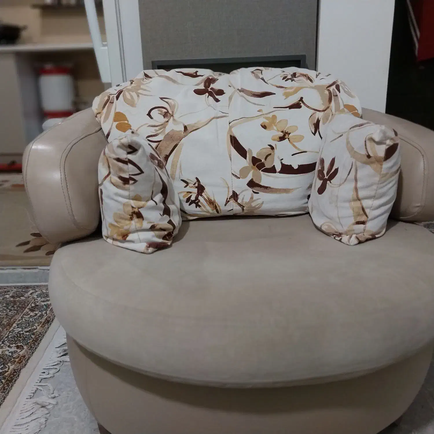 مبل راحتی|مبلمان خانگی و میز عسلی|چهارباغ, |دیوار