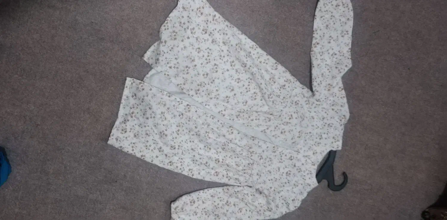 کلی لباس و چکمه دخترانه|کفش و لباس بچه|قنوات, |دیوار