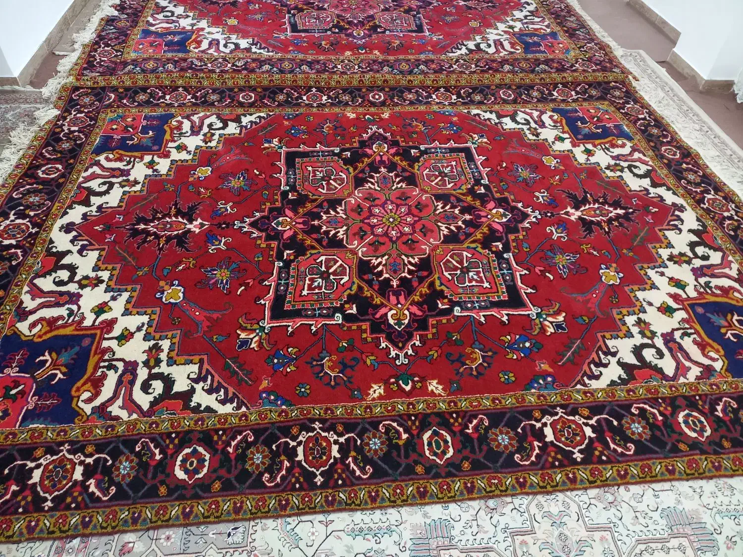 سه عدد فرش|فرش|هریس, |دیوار