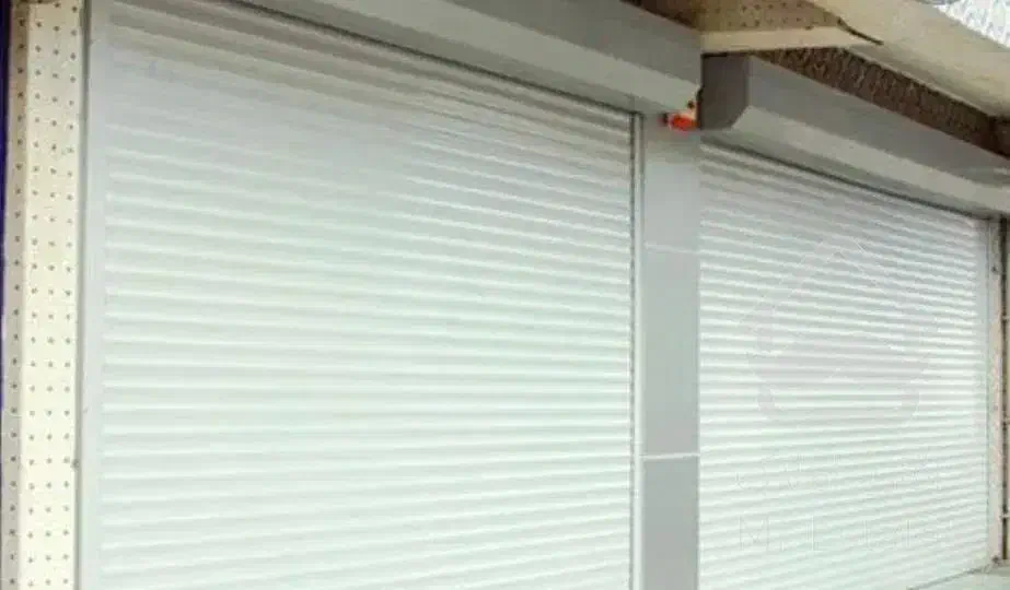 ۴باب مغازه ۳۰۰متر.با حیاط و ساختمان پشت مغازه ها|فروش زمین و ملک کلنگی|سردرود, |دیوار