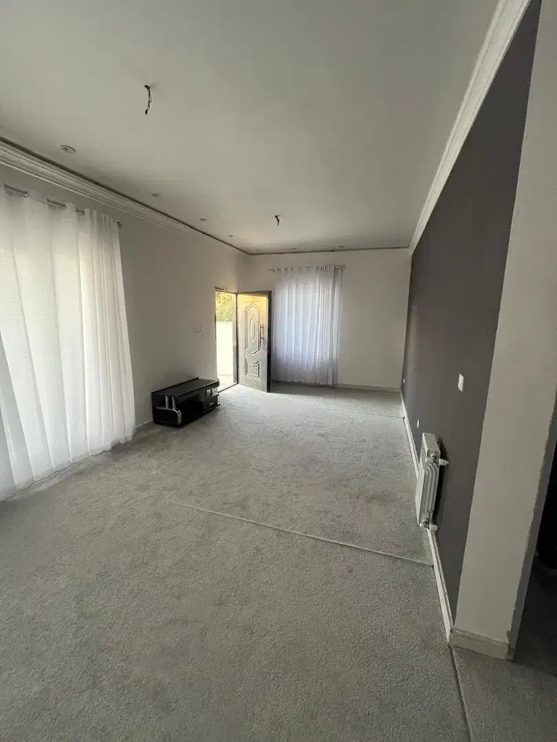 ویلاشهرکی۲۰۰مترزمین۷۰متربنا سندتکبرگ جابان دماوند|فروش خانه و ویلا|دماوند, دماوند|دیوار