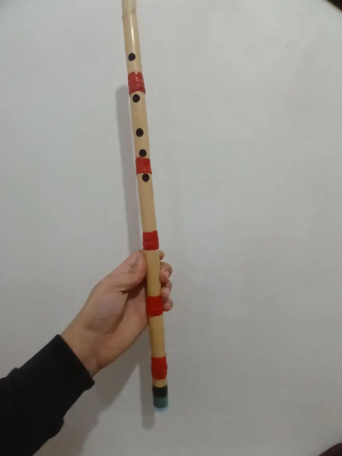 نی هفتبند|سازهای بادی|رباط‌کریم, رباط‌کریم|دیوار