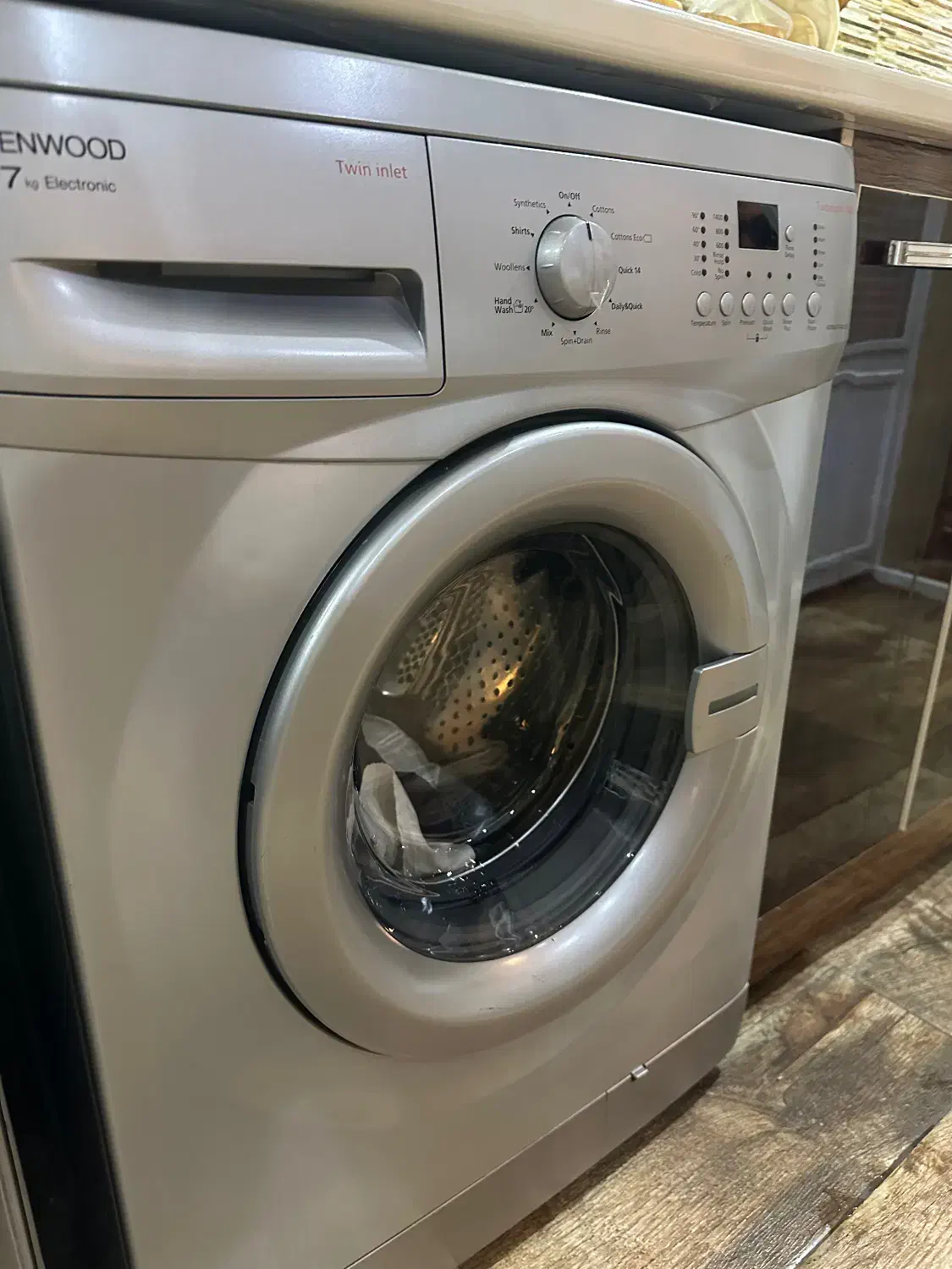 لباسشویی کنوود ۷ کیلویی ۱۴۰۰ دور|ماشین لباسشویی و خشککن لباس|رشت, نیکمرام|دیوار