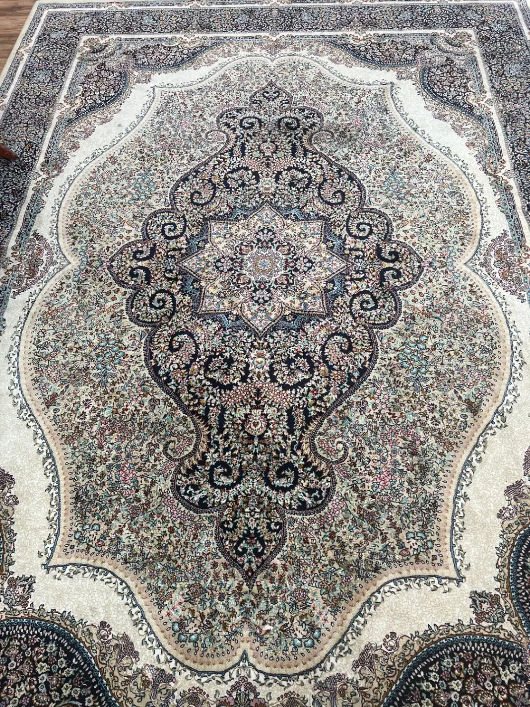 دو عدد فرش ۹متری۷۰۰شانه باهم ۲۶ میلیون|فرش|علیآباد کتول, |دیوار