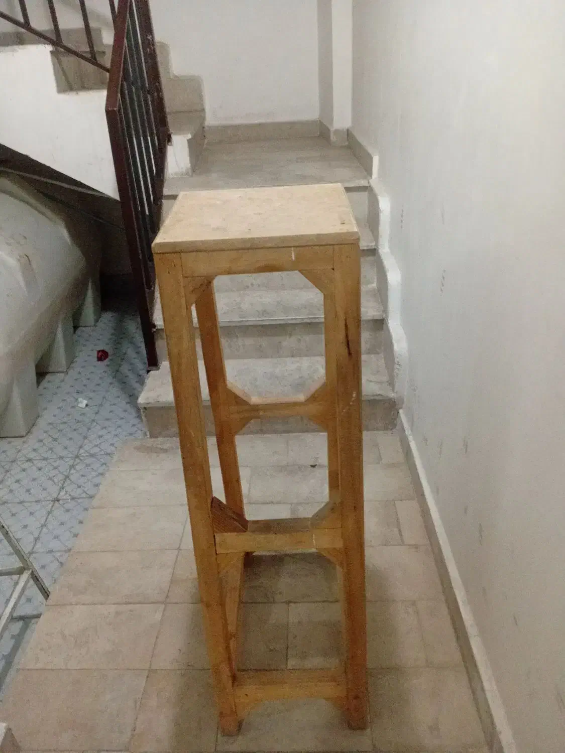 چهارپایه چوبی|صندلی و نیمکت|تبریز, |دیوار