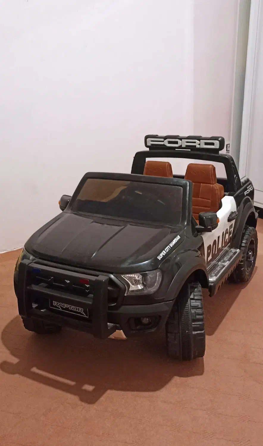 ماشین شارژی فورد|اسباب‌بازی بچه|ارومیه, |دیوار