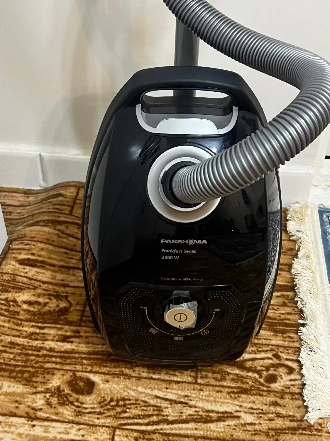 یک عدد جاروبرقی پاکشوما 2500W|جاروبرقی، جارو شارژی، بخارشو|رشت, پیرکلاچای|دیوار