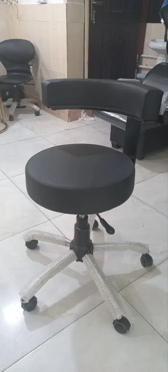 فروش لوازم آرایشگاه درحد نو|آرایشگاه و سالنهای زیبایی|ساری, |دیوار