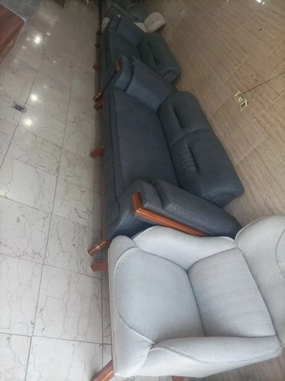 لوازم خانگی نو استوک|مبلمان خانگی و میز عسلی|فسا, |دیوار