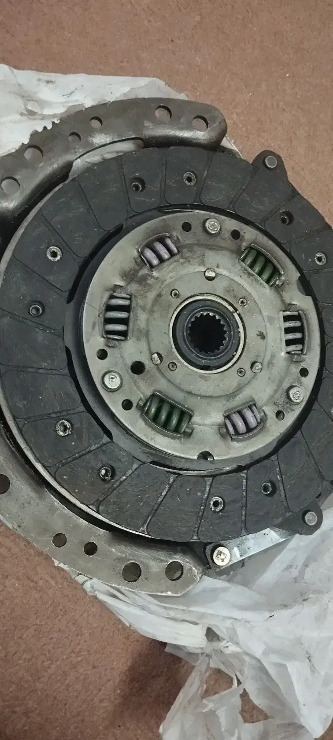 دیسک وصفحه کلاچ پژو۴۰۵|قطعات یدکی و لوازم جانبی|بندر ماهشهر, |دیوار