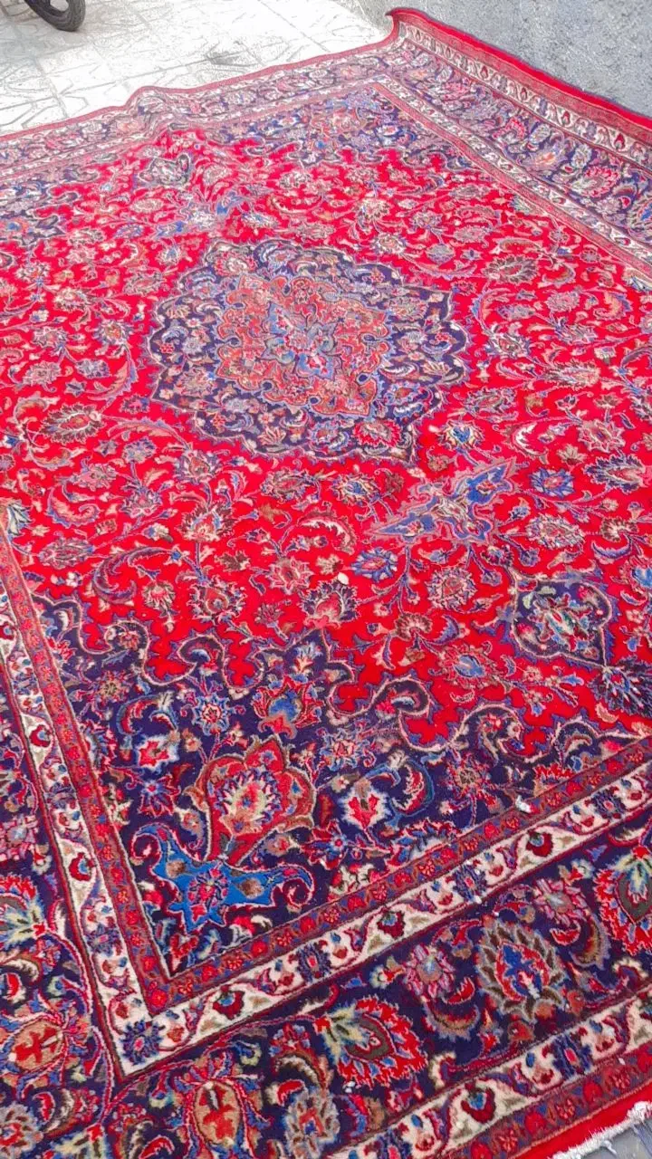 یک فرش دستبافت کاملاً سالم|فرش|مشهد, مصلی (کارمندان اول)|دیوار
