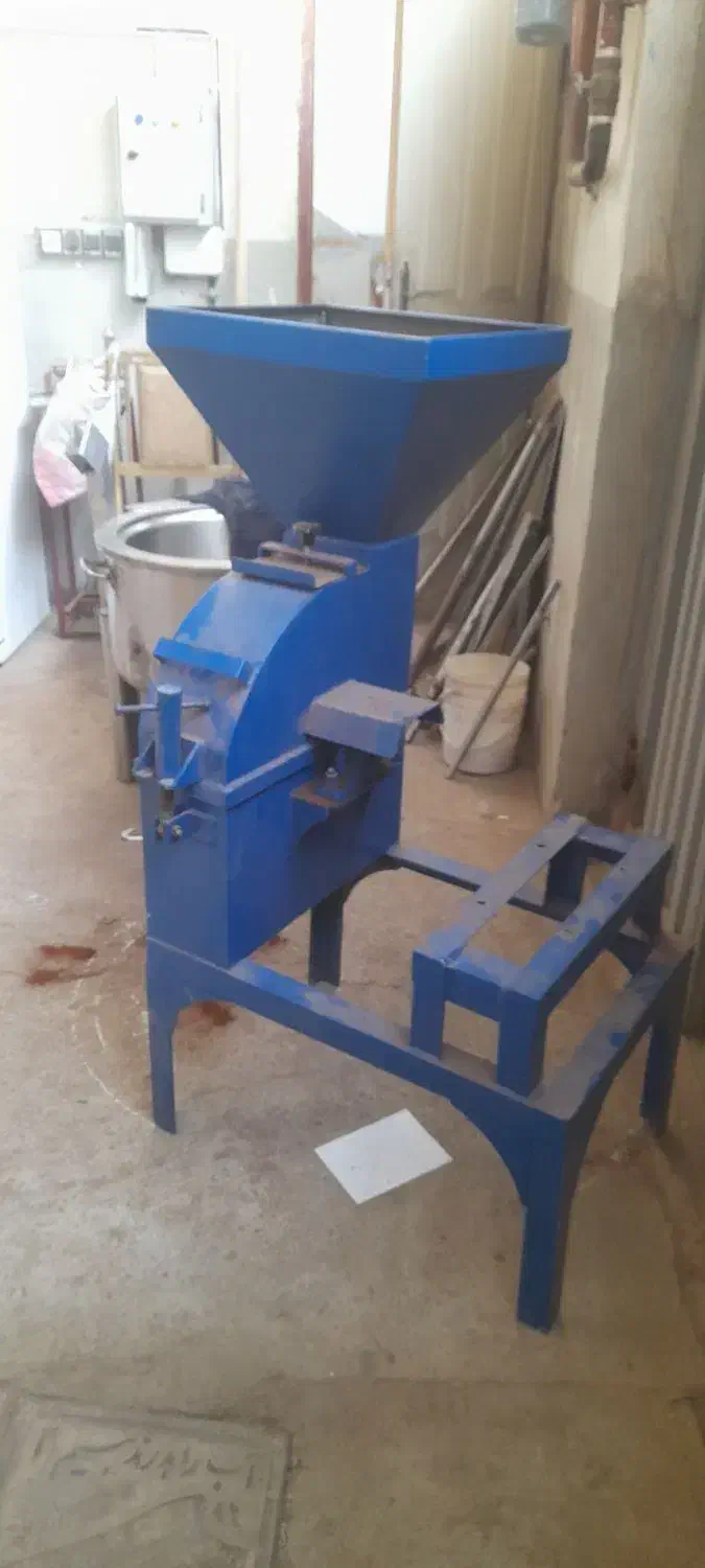 فروش آسیاب سنگ و خوراک دام|ماشین‌آلات صنعتی|خسروشاه, |دیوار