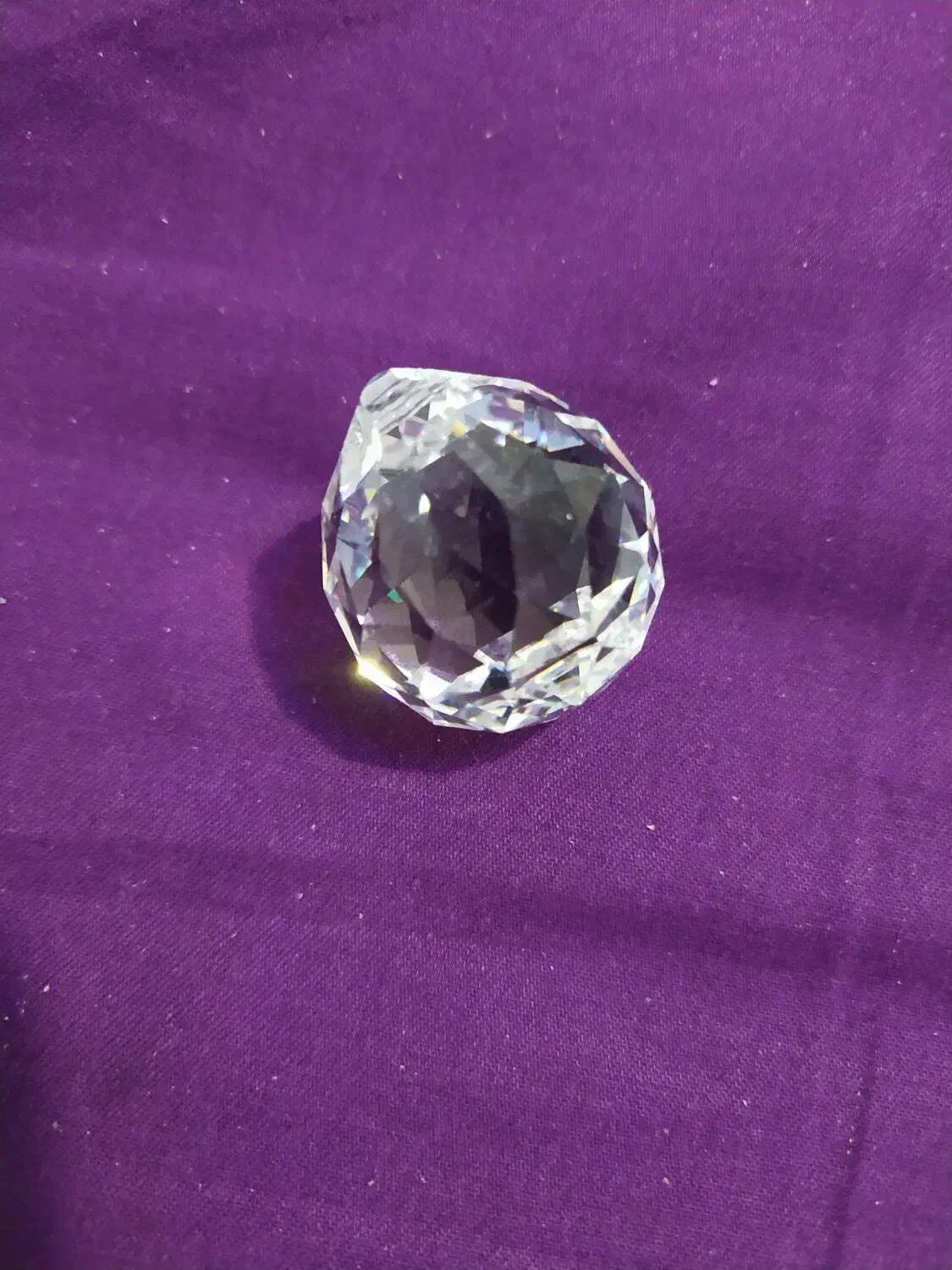 تعدادی گوی اویز کرستاری اتریشی و چنی|لوستر و چراغ آویز|تهران, ابوذر|دیوار