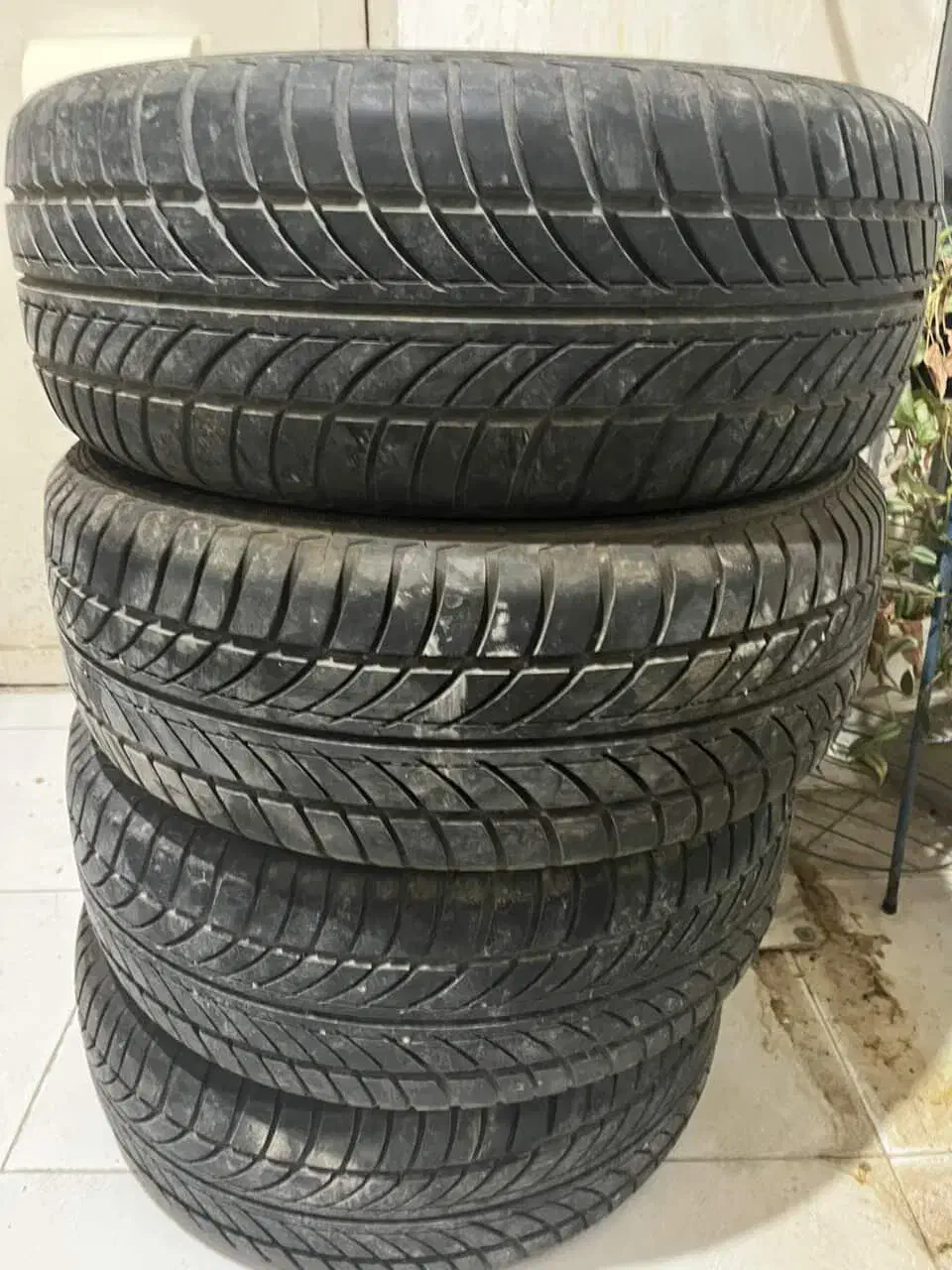 لاستیک|قطعات یدکی و لوازم جانبی|ایلام, |دیوار