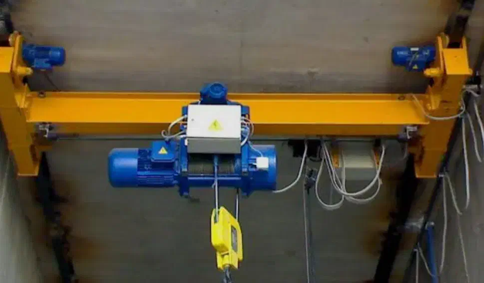 جرثقیل سقفی|خدمات پیشه و مهارت|شیراز, شهرک صنعتی شیراز|دیوار