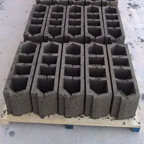 نیازمند نگهبان و بلوکزن و کارگر ساده|استخدام معماری، عمران و ساختمانی|کرمانشاه, |دیوار