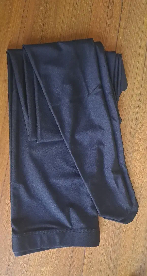 جوراب شلواری غواصی|لباس|قم, بنیاد|دیوار