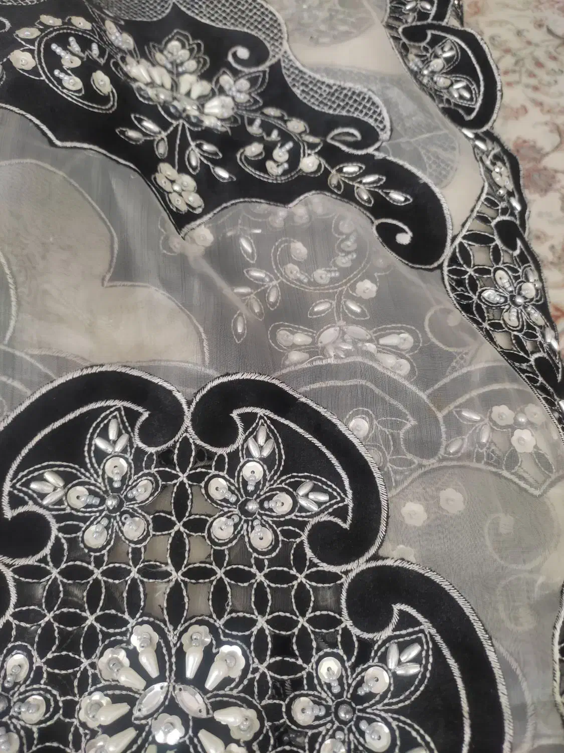 رومیزی چندتیکه|پرده، رانر، رومیزی|میانه, |دیوار