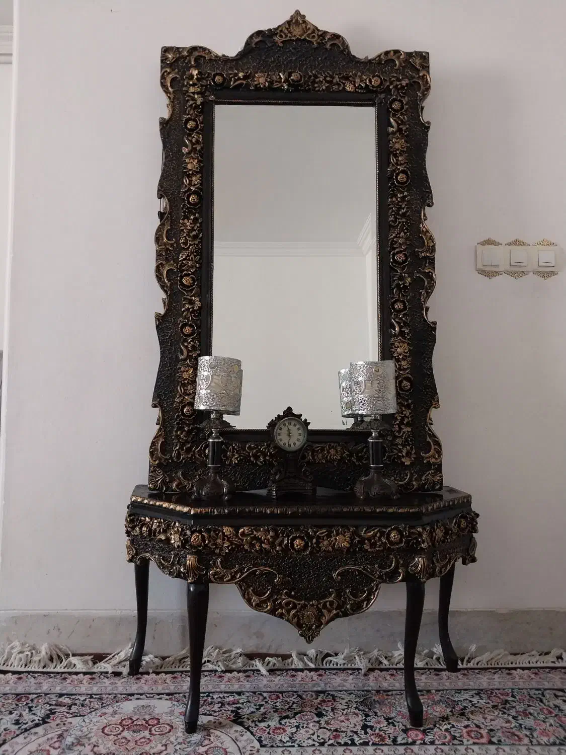 آیینه کنسول|بوفه، ویترین، کنسول|زاهدان, |دیوار