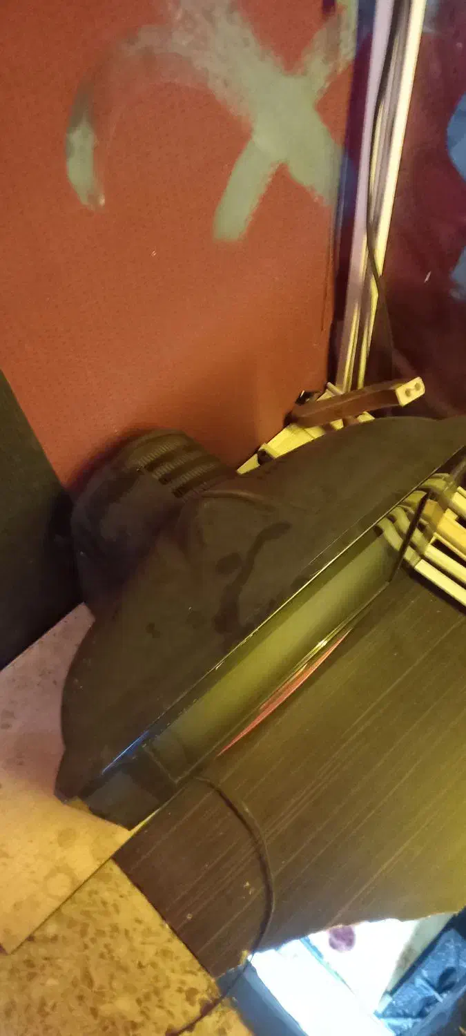 تلویزیون ال جی رنگی|تلویزیون و پروژکتور|همدان, |دیوار